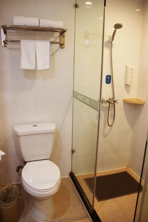 Hanting Hotel Changchun Qimao City Quarto foto