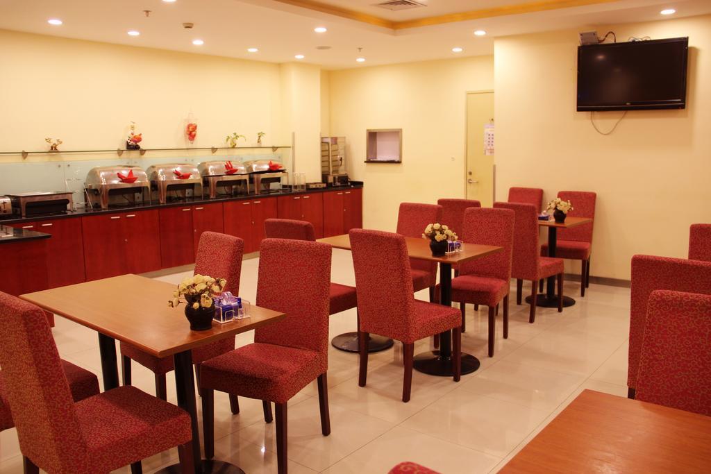 Hanting Hotel Changchun Qimao City Quarto foto